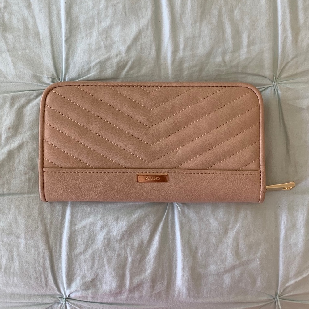 Aldo wallet